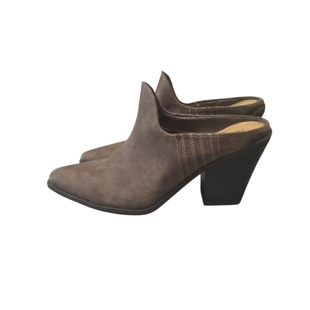 Indigo Rd Women's 11M Brown Slip On Irezria Western Cowboy Heeled Mule Booties